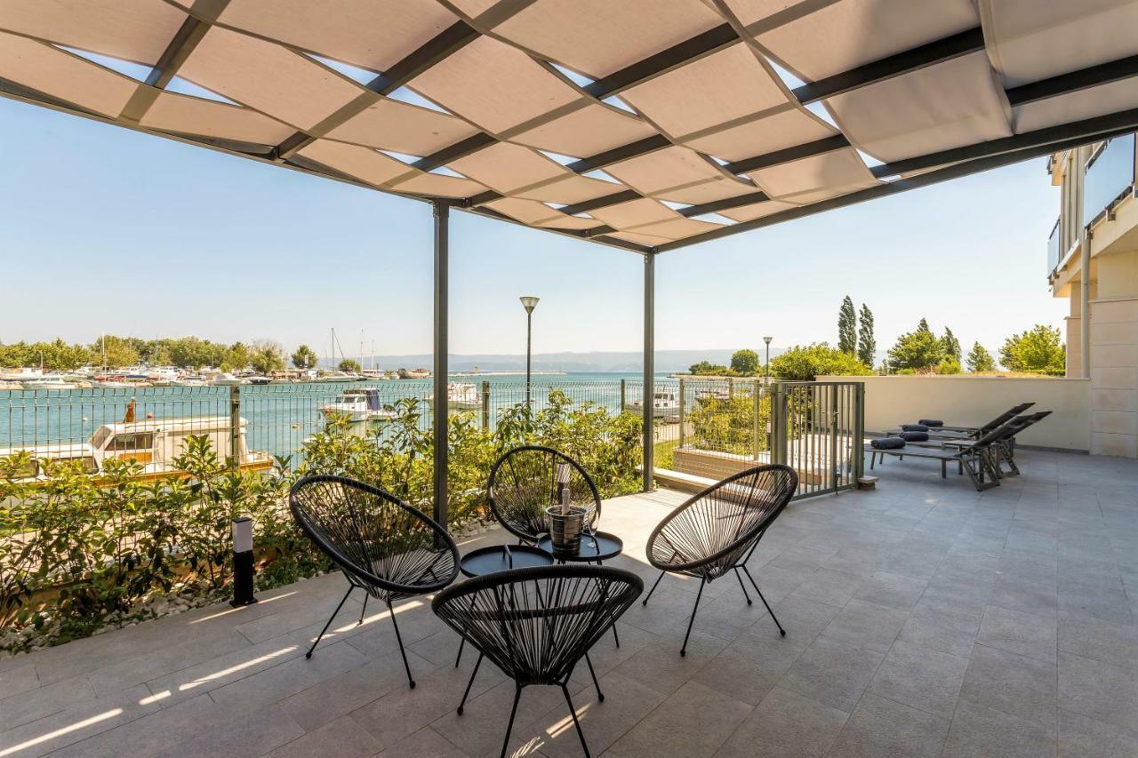 Luxury Apartment With Hot Tub Omiš Exterior foto