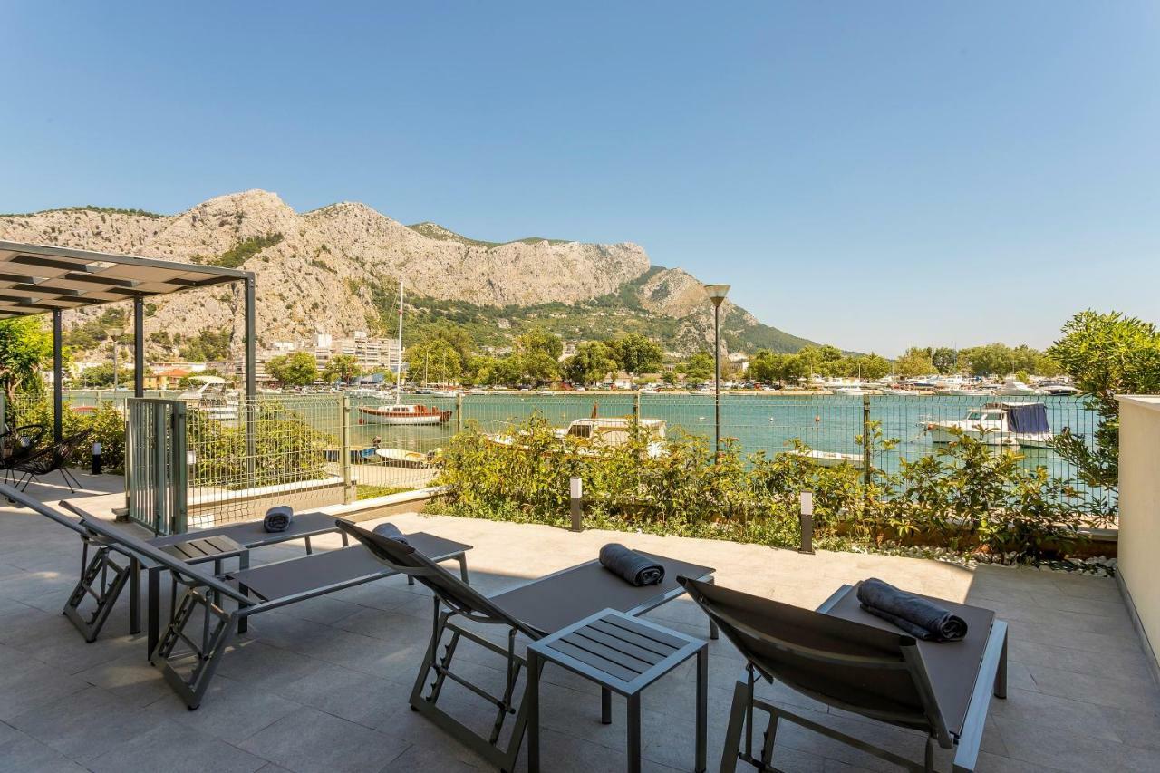 Luxury Apartment With Hot Tub Omiš Exterior foto